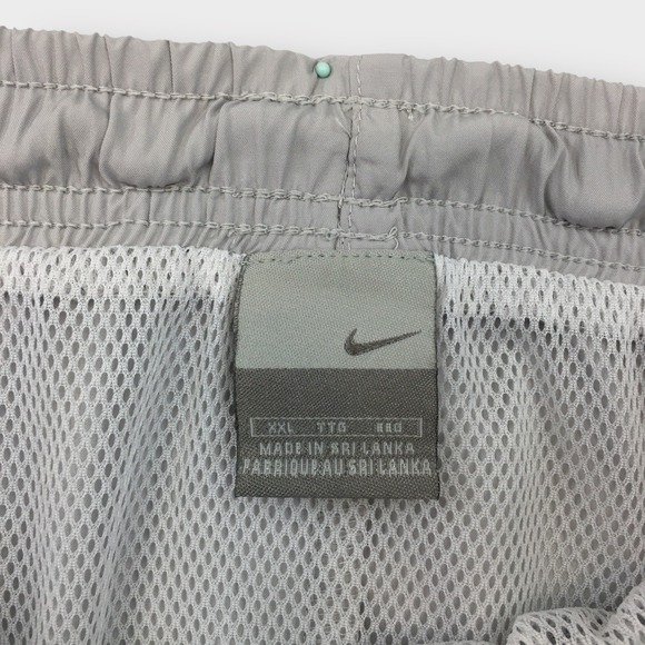 Vintage Nike Men's XXL Running‎ Shorts Lightweight Y2K Baggy Athletic Training - Picture 3 of 8